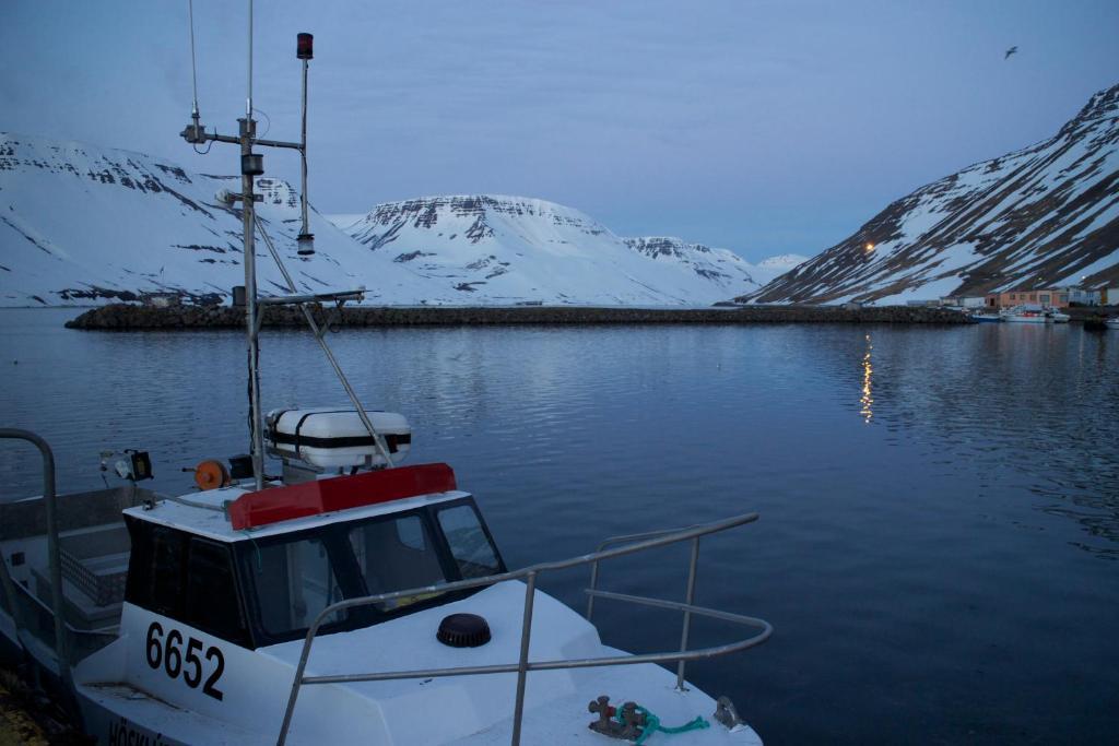 Comfy Guesthouse Westfjords Sudureyri Εξωτερικό φωτογραφία